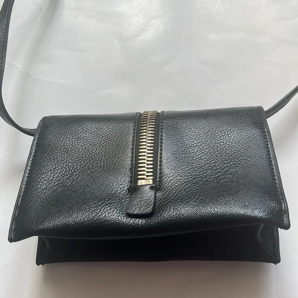Sergio Feretti Zip Clutch Black Leather Crossbody Bag - Picture 5 of 6